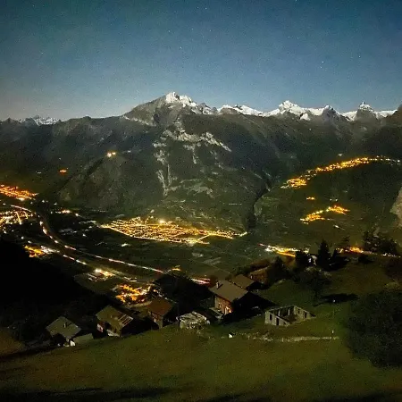 Chalet Les Crettaux, Stunning Views Near Nendaz *