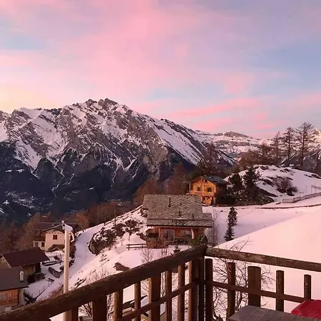 Chalet Les Crettaux, Stunning Views Near Nendaz *