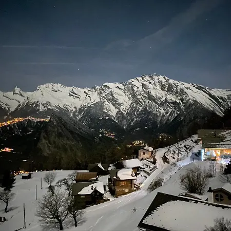 Chalet Les Crettaux, Stunning Views Near Nendaz Chalet *